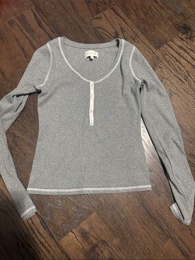 Abercrombie & fitch gray Long Sleeve Top small new